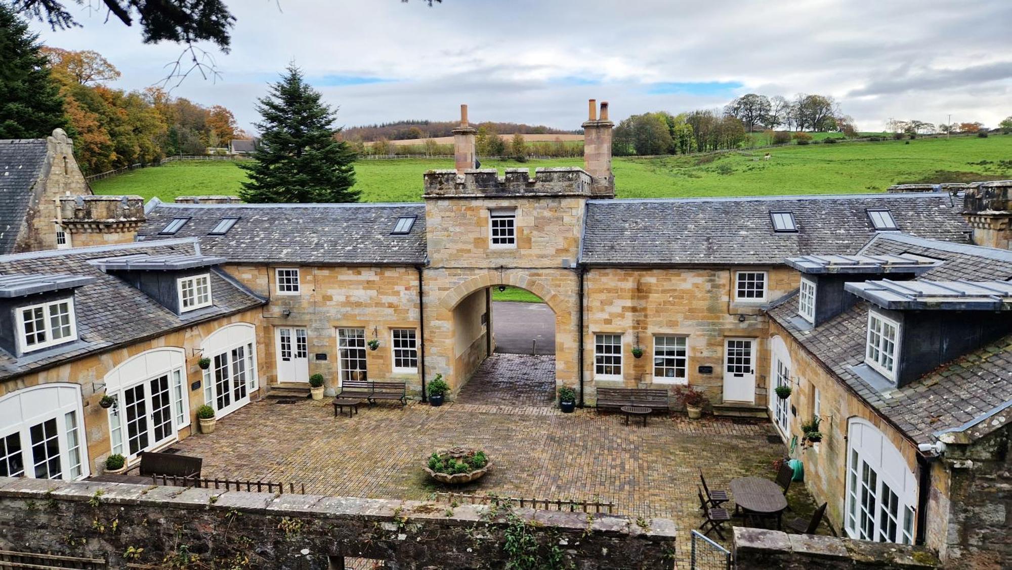 Cloncaird Castle Estate Cottages Maybole Exterior foto