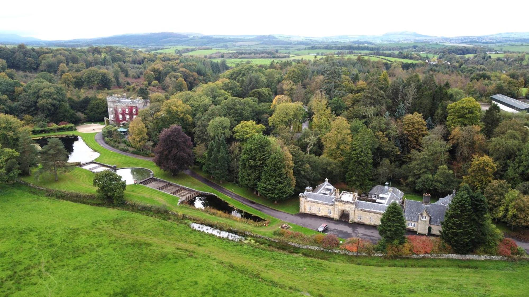 Cloncaird Castle Estate Cottages Maybole Exterior foto